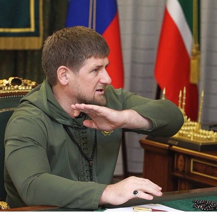 Кадыров франсызлары дүшмән елан етди