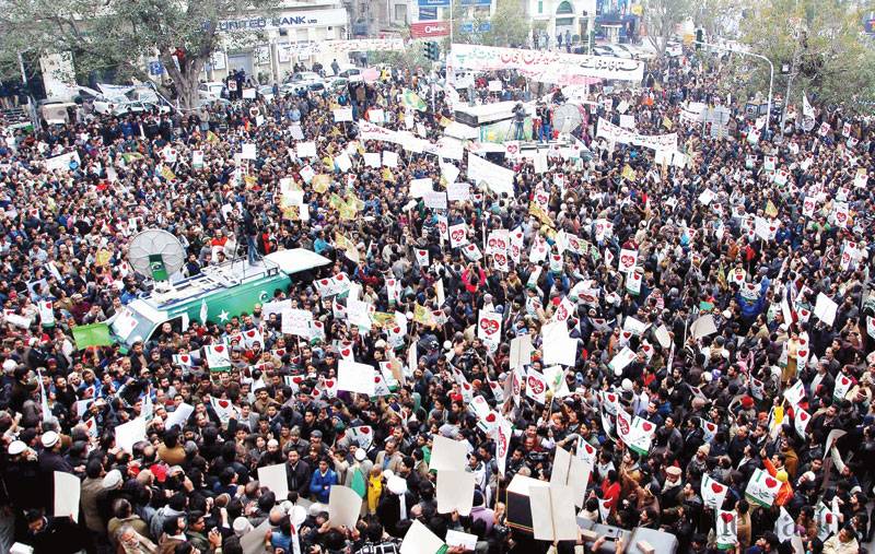 Hundreds of thousands Pakistanis protest against Islamophobia in Europe, USA