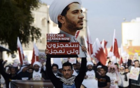 الشيخ علي سلمان سجين رأي ويجب الإفراج عنه فوراً
