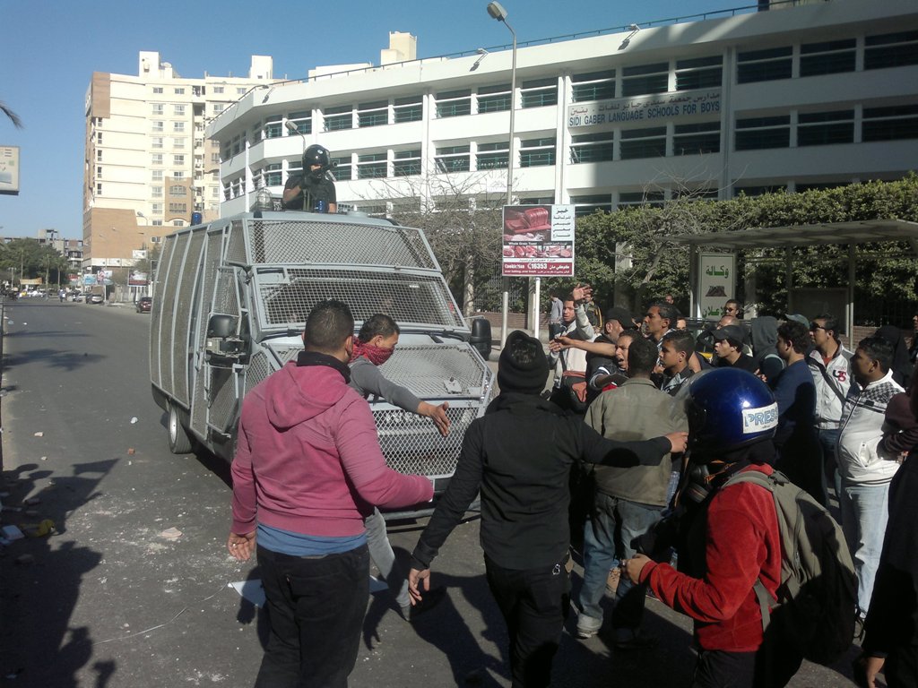 أعمال عنف في مصر بذكرى 25 يناير/ بالصور