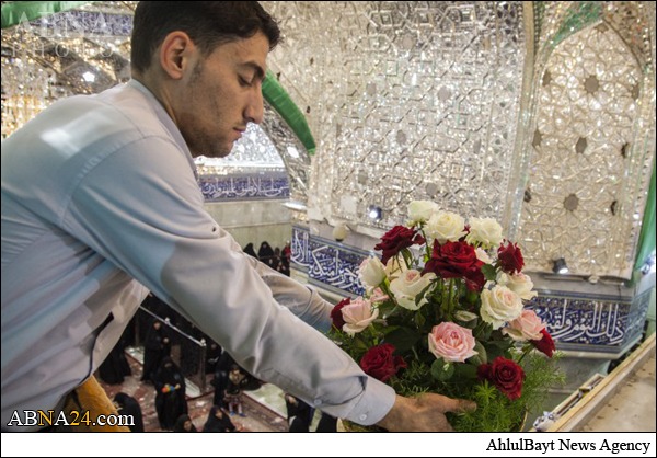 تصویری رپورٹ/ ضریح سید الشہداء پر پھولوں کی سجاوٹ