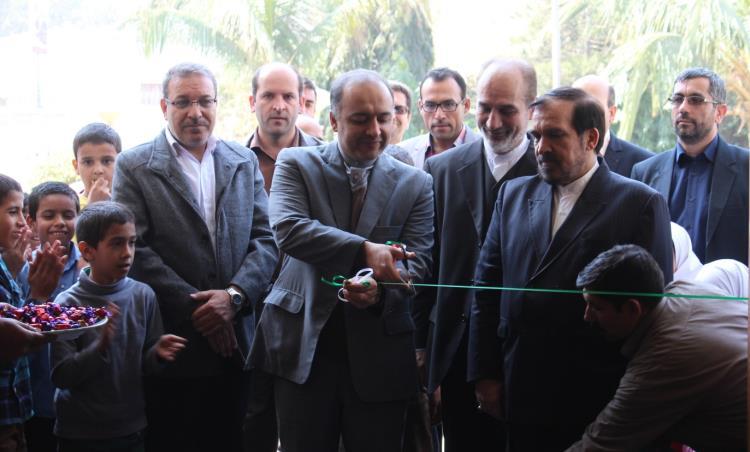 Islamic Revolution Exhibition Opens in Karachi
