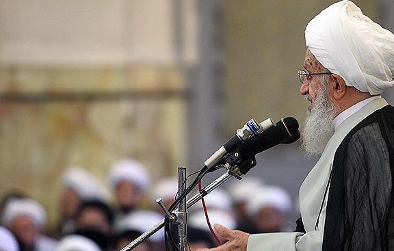 Grand Ayatollah Makarem: “Pakistani terrorist attack a the result of Takfiri and Wahhabi teachings” 