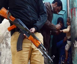 پاکستان میں ایک بار پھر پولیو مہم کی ٹیم پر حملہ
