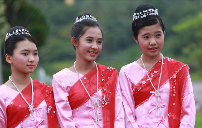 တနသၤာရီတုိင္းရွိ မြန္လူဦးေရ ထက္ဝက္ေက်ာ္ ႏုိင္ငံသား စိစစ္ေရး ကတ္ျပားမရွိ