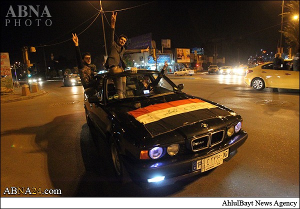 Iraqis celebrate end of curfew in Baghdad + Pics