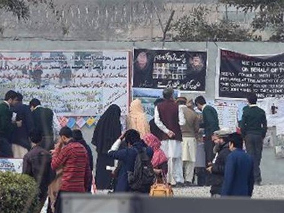 اعتداء بيشاور أجبر الاف الافغان على مغادرة باكستان الى بلادهم