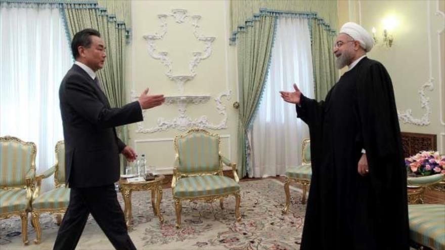  Le ministre chinois des A.E, reçu par le Président Rohani
