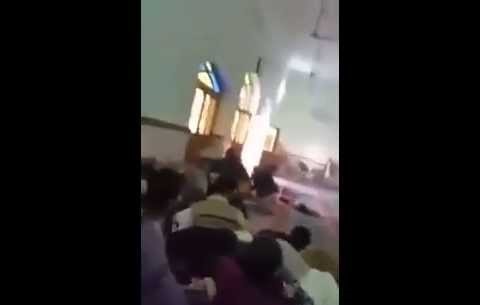 Yezitler Şiileri Camide Böyle Katlettiler / Video