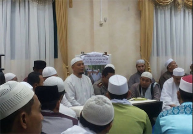 Fakta-fakta Dibalik ‘Diserangnya’ Majelis Az Zikra Asuhan Ust. Arifin Ilham 