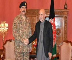 پاکستانی فوجی سربراہ افغانستان کے دورے پر