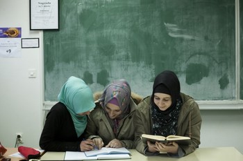Italienisches College verbietet islamische Kopfbedeckungen
