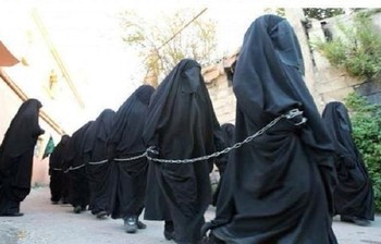 داعش کا انسانیت سے کوئی واسطہ نہیں؛ داعش نے15خواتین کے چہروں پر تیزاب ڈال کر جلا دیا