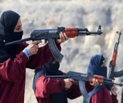 پاکستان میں خاتون معلمات کو فوجی ٹریننگ