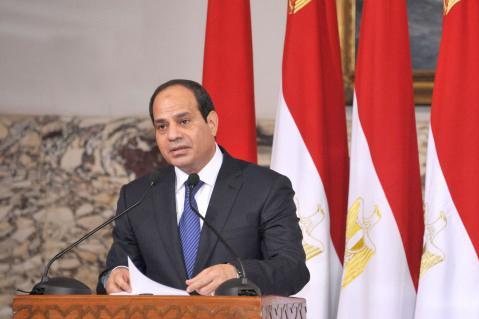 السيسي يصدر مرسوما يتعلق بالارهاب يمنح السلطات صلاحيات واسعة 