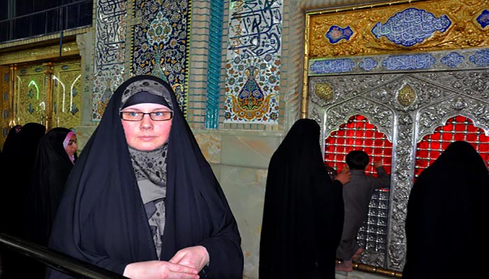 A Czech Female Convert Visits Imam Hussein Holy Shrine