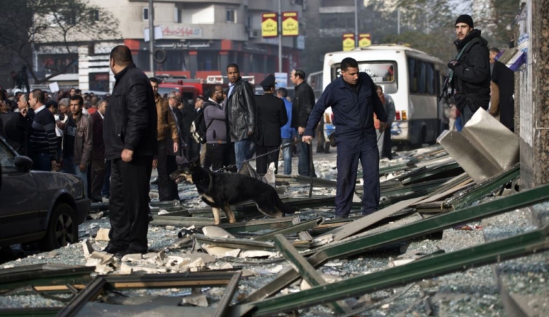 انفجار أمام دار القضاء العالي يسفر عن مقتل شخص وإصابة سبعة بالقاهرة