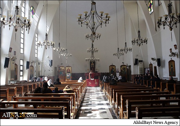 Photos: Assyrians take refuge in "Ibrahim Al Khalil" church, Syria