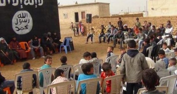 وزير التربية في تونس: "دواعش" تخرجوا من مدارسنا