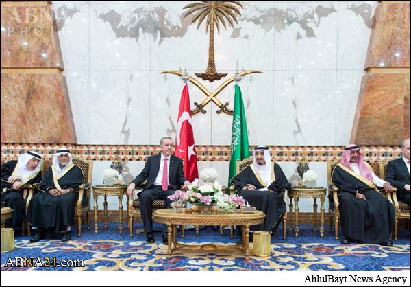 صدر بشار اسد: اردوغان اپنے آقاؤں کو خوش کرنے کے لئے تکفیری گروہوں کی حمایت کررہے ہیں