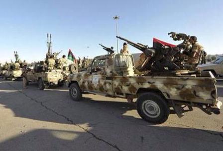 اندلاع مواجهات بين الجيش الليبي وداعش في بنغازي