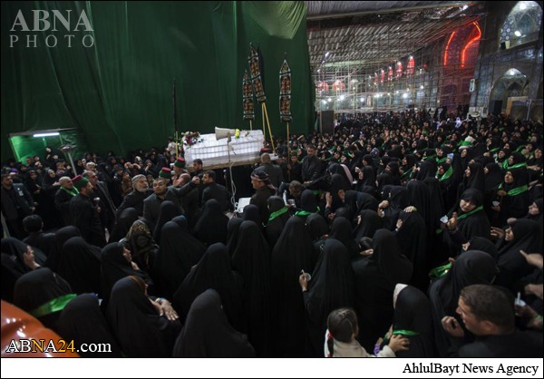 صور/ تشييع جنازة رمزية للسيدة فاطمة الزهراء (ع) في كربلاء المقدسة