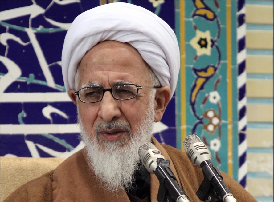 آیت‌ الله جوادی آملی: بے فائدہ علم آخرت کے لئے اضافہ اور بےکار ہے