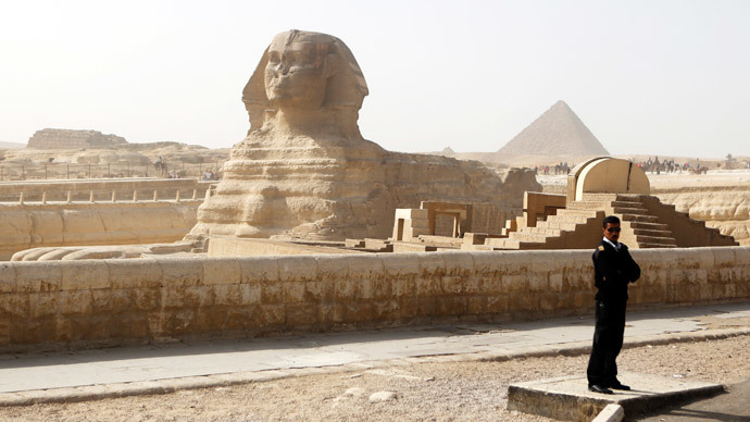 Kuwaiti preacher, ISIS call for demolition of Egypt’s Sphinx, pyramids; Al-Azhar condemned it