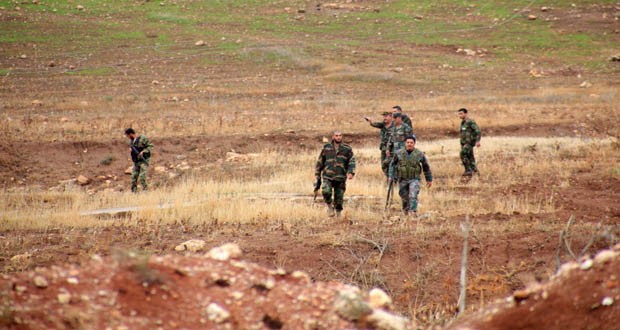 L’armée prend le contrôle du point de Rassem Martaa al-Faras dans la banlieue nord-est de Soueidaa