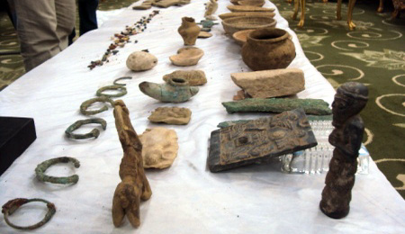 ISIS Sells Looted Heritage of Iraq and Syria in “e-Bay” 