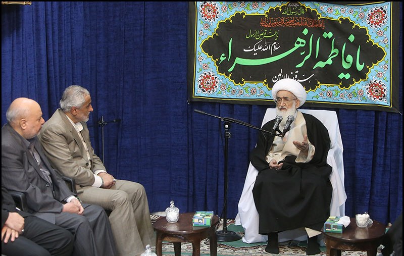 Ayatollah Nouri Hamadani:  Enemy exaggerates differences between Iranian politicians
