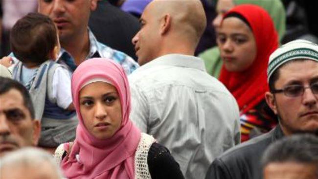 Poll: Australian Muslims feel targeted by anti-terror laws