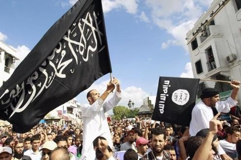 اعتقال 387 تكفيرياً والعثور على مخازن أسلحة حربية في تونس
