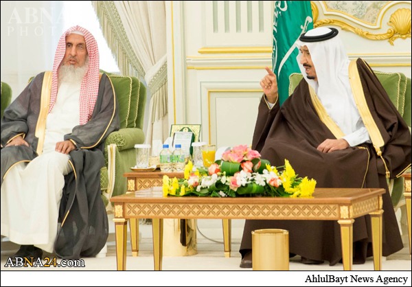 صور/ مفتي المملكة وكبار العلماء الوهابية في ضيافة الملك سلمان