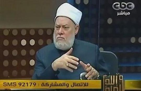 Egyptian Mufti: Female workers should “breastfeed” their male co-workers to work in each other’s company