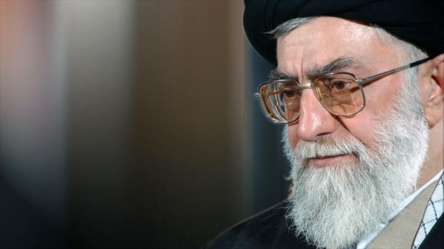 Ayatolá Jamenei: “EEUU es el que Necesita las Conversaciones Nucleares con Irán, Aunque lo Niegue”