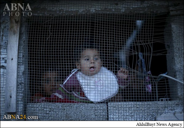 Photos: Gaza Children live in Bad Conditions