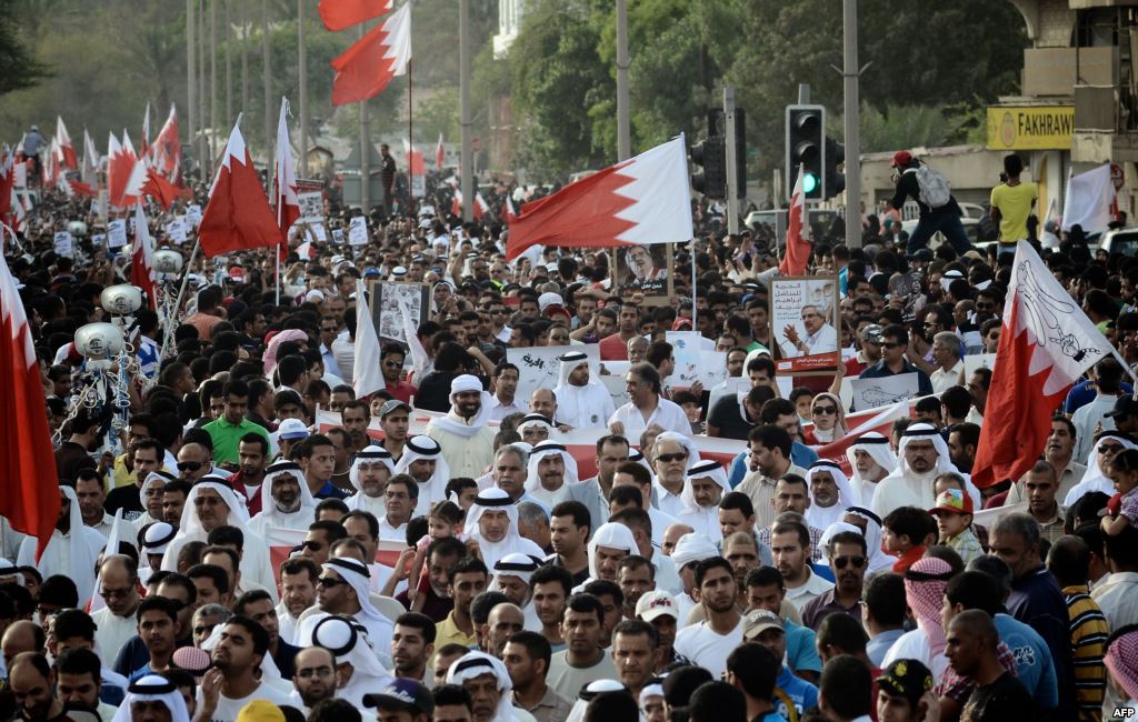 بالأسماء/ 30 ناشطا بحرانيا دانوا العدوان السعودي على الشعب اليمني