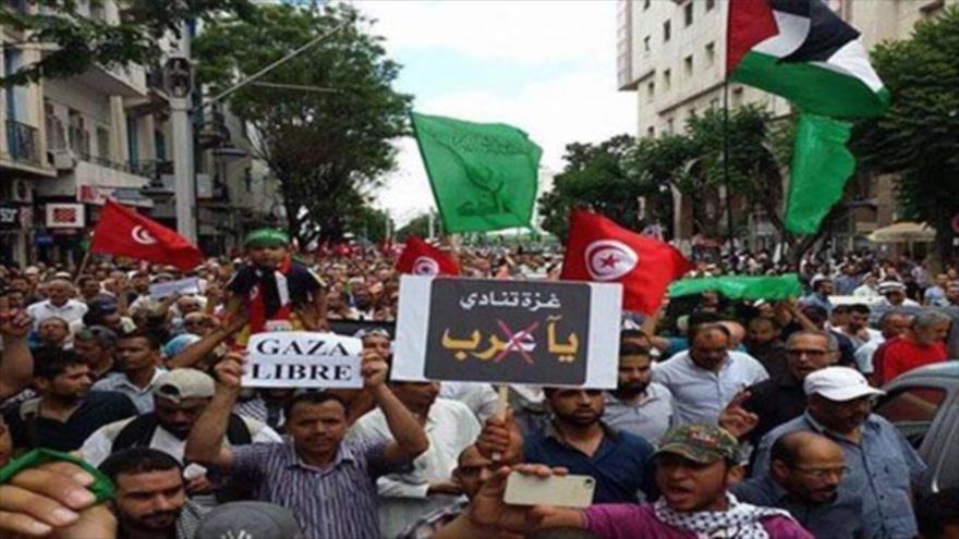 Manifestation de masse à Tunis à l'appui de la question palestinienne