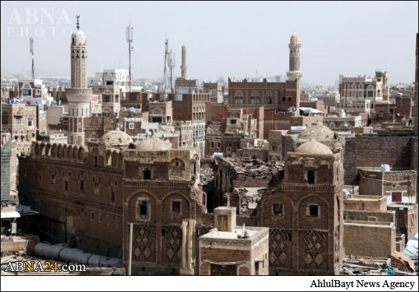 بالصور/ طيران السعودي يدمّر الابنية و تراث اليمن