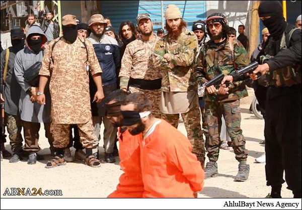 بالصور/ "داعش" يعدم رجلين في ريف الحسكة شمال شرق سوريا