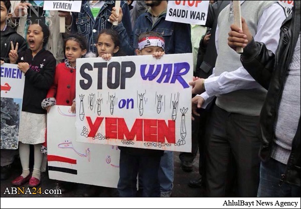 Photos: Yemeni Shiite Rally Against Saudi Arabia in New York