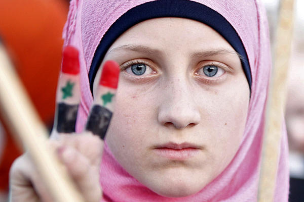 اطلاق سراح 15 امرأة و 10 أطفال من نبل والزهراء مقابل إطلاق القائد الميداني «يوسف زوعة»