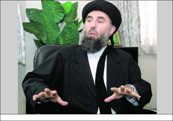 زعيم حزب إسلامي أفغاني يعلن دعمه للعدوان السعودي ويعرض آلالاف للقتال في اليمن