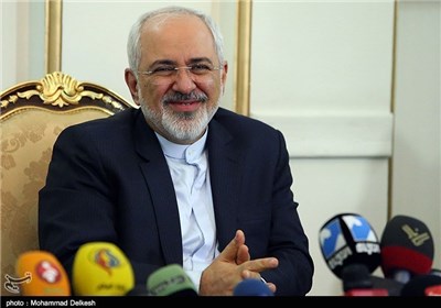  Zarif: Iran Ready to Cooperate with Oman on Yemen Crisis