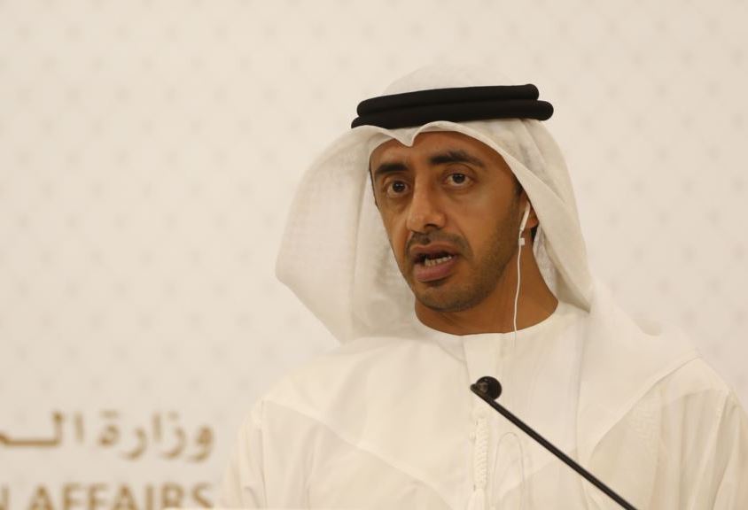 الإمارات: أي عملية برية في اليمن تتطلب "ضوءا اخضرا" من هادي