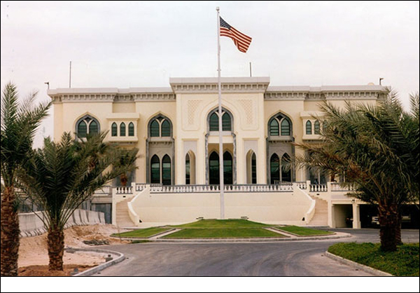 اعتقال مهاجم على السفارة الامريكية وإصابة حارس في الدوحة 