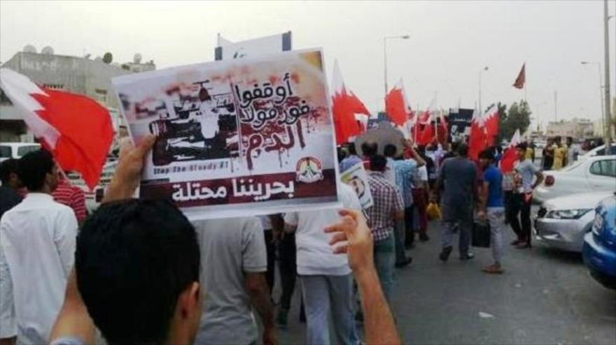 “Miles de Personas Salieron a las Calles de Bahréin para Protestar contra la Realización del Grand Prix de Fórmula I”