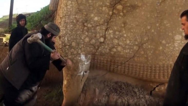 “Daesh Saquea y Destruye Parcialmente  la Antigua Ciudad  de Nimrod”