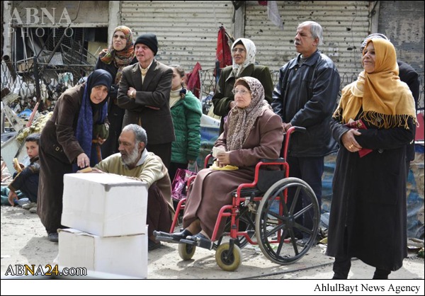 بالصور/ معاناة اللاجئين الفلسطينيين بمخيم اليرموك في سورية